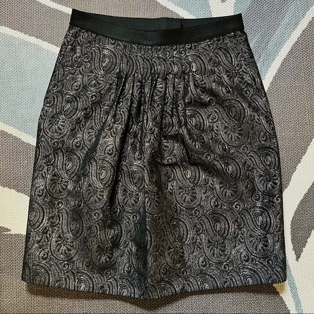 2B.Rych metallic patterned fancy mini skirt